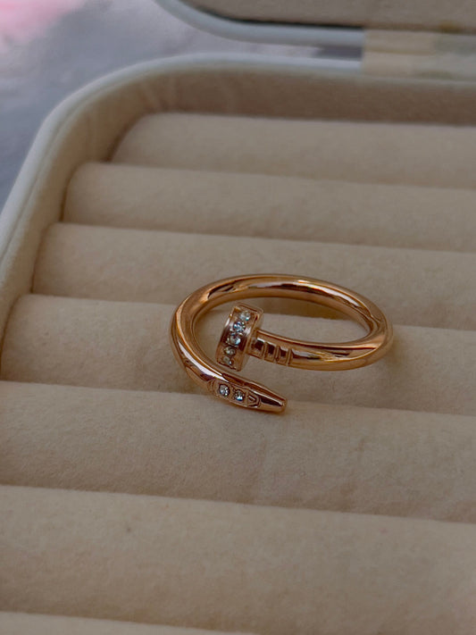 Nail Diamond Ring