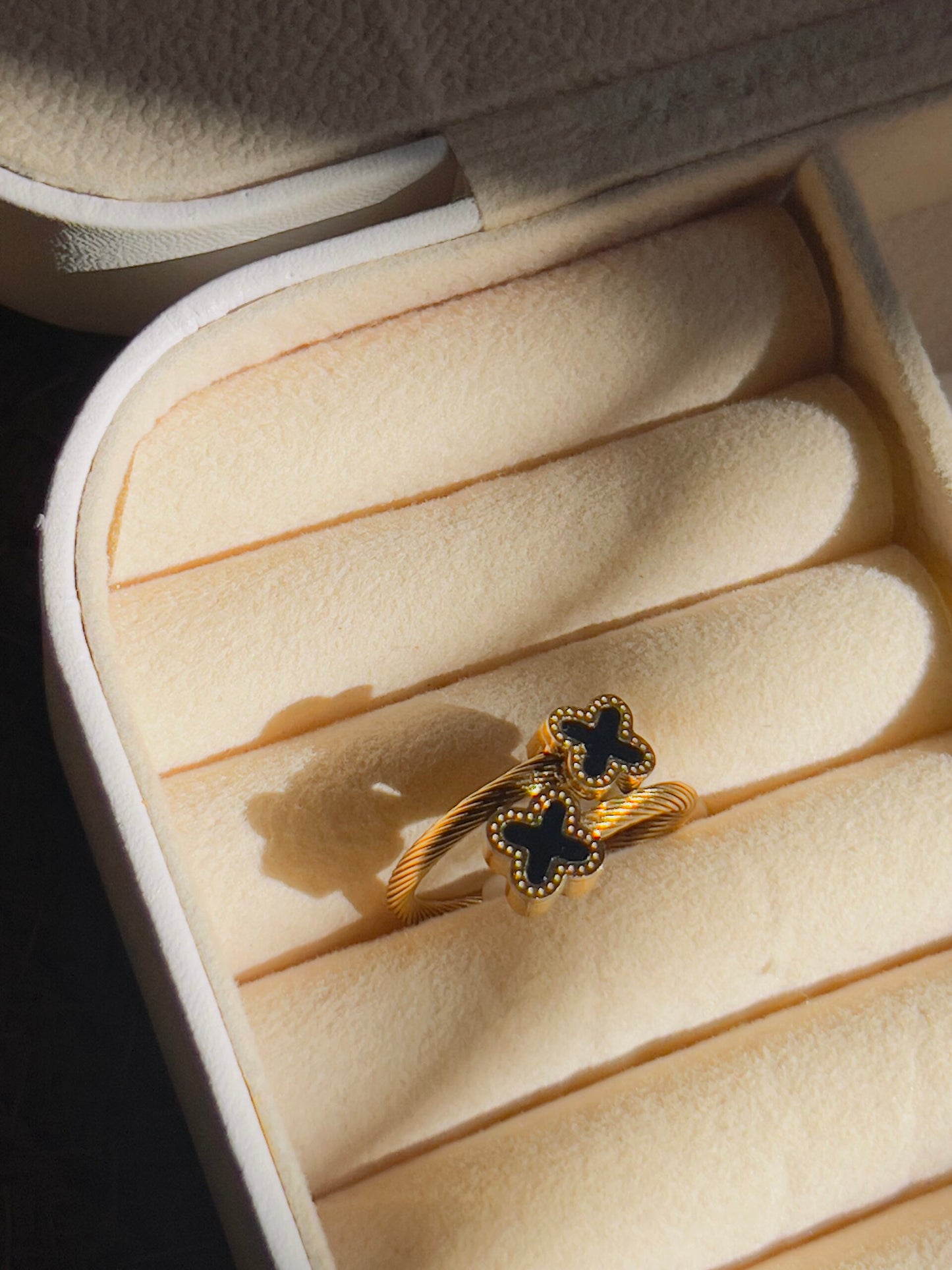 Clover cross ring gold plated