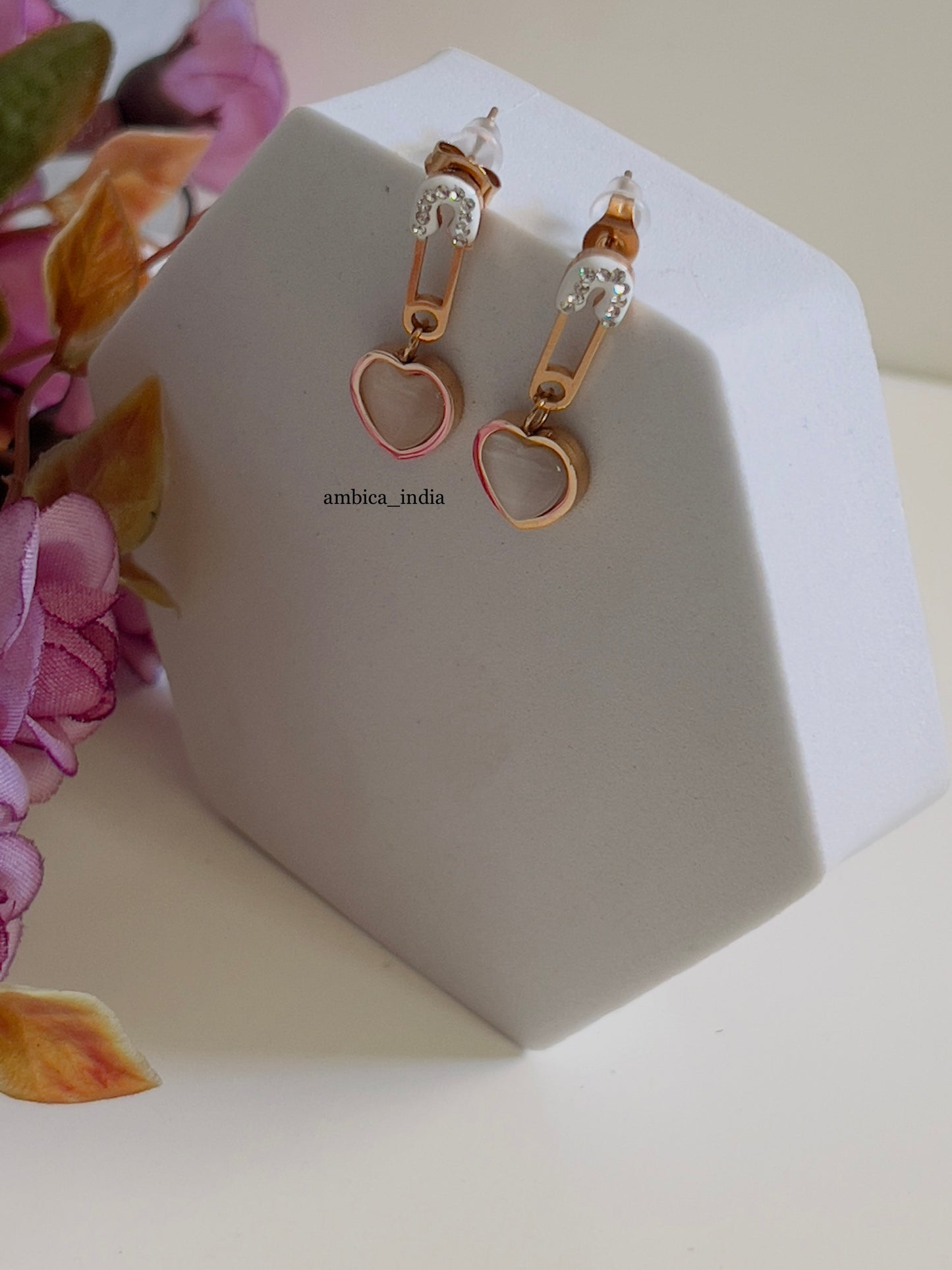 Light peach heart earrings