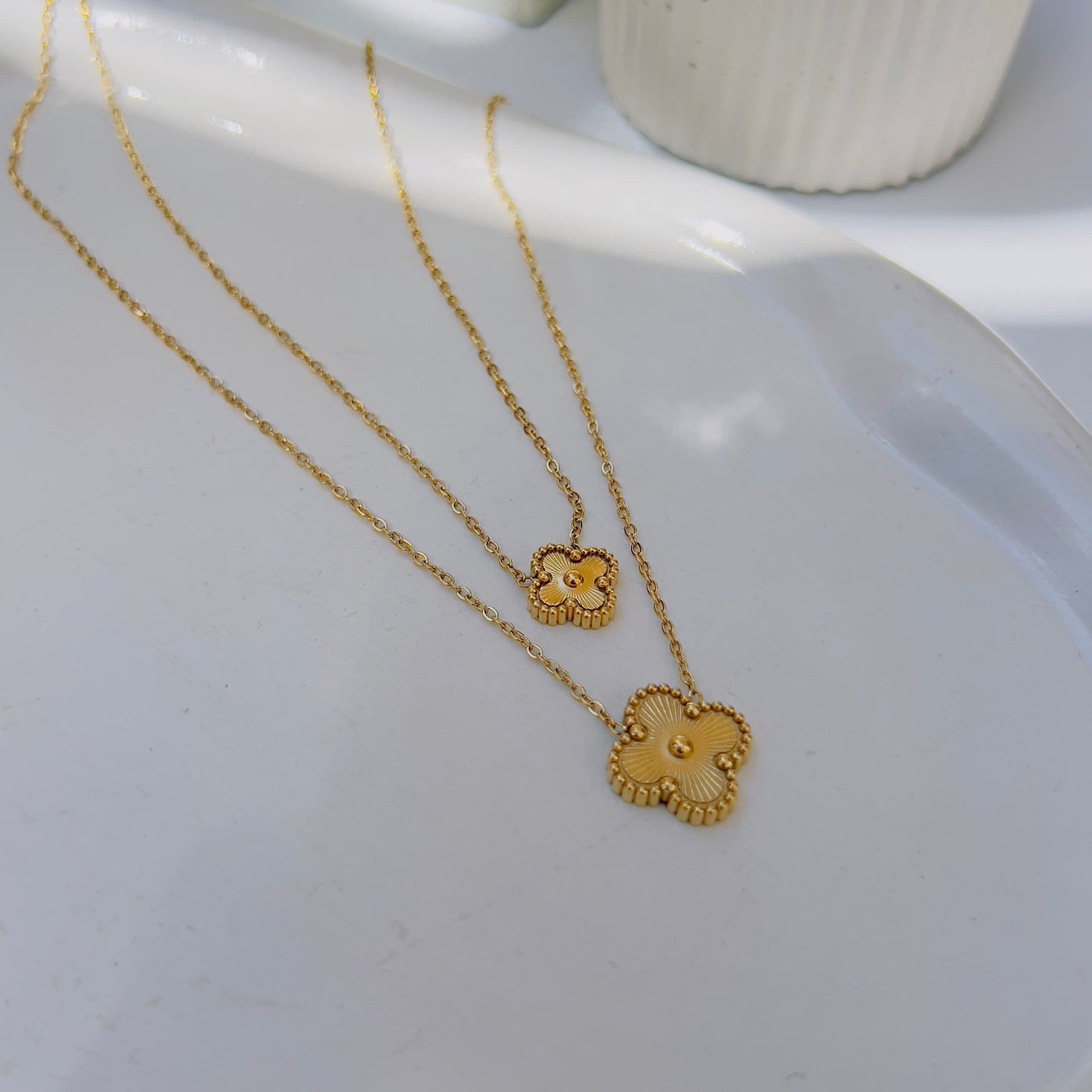 Clover layered necklace