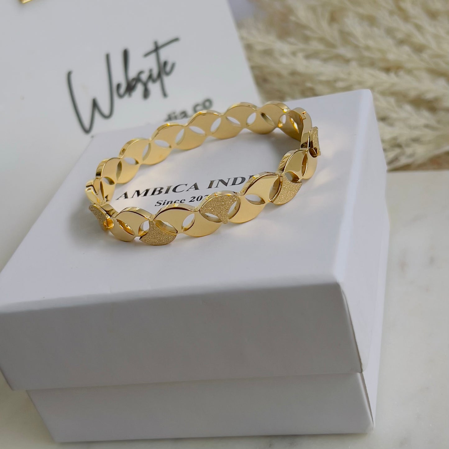 Statement bracelet
