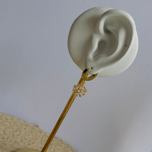 Snowflake earrings
