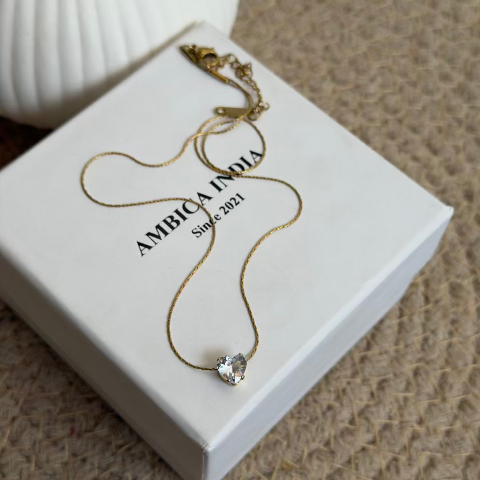 Soliter heart necklace