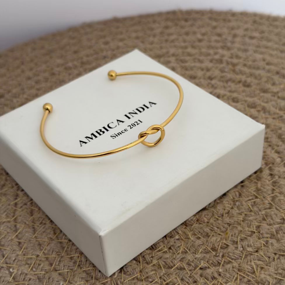 Knot adjustable bracelet