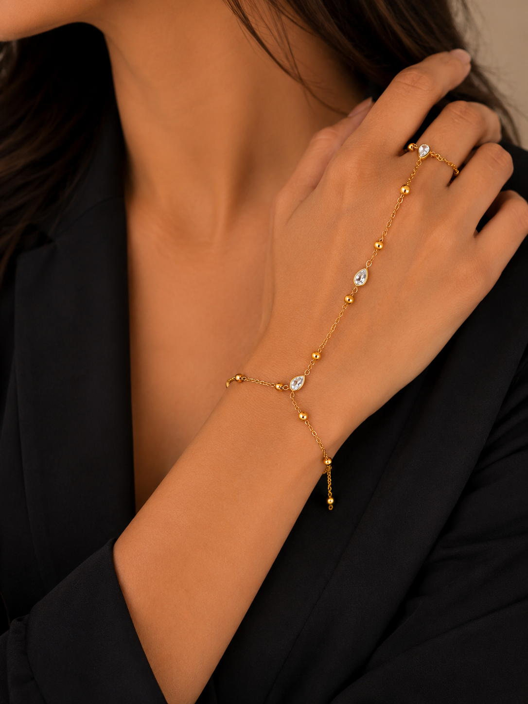 White drop crystal hand chain