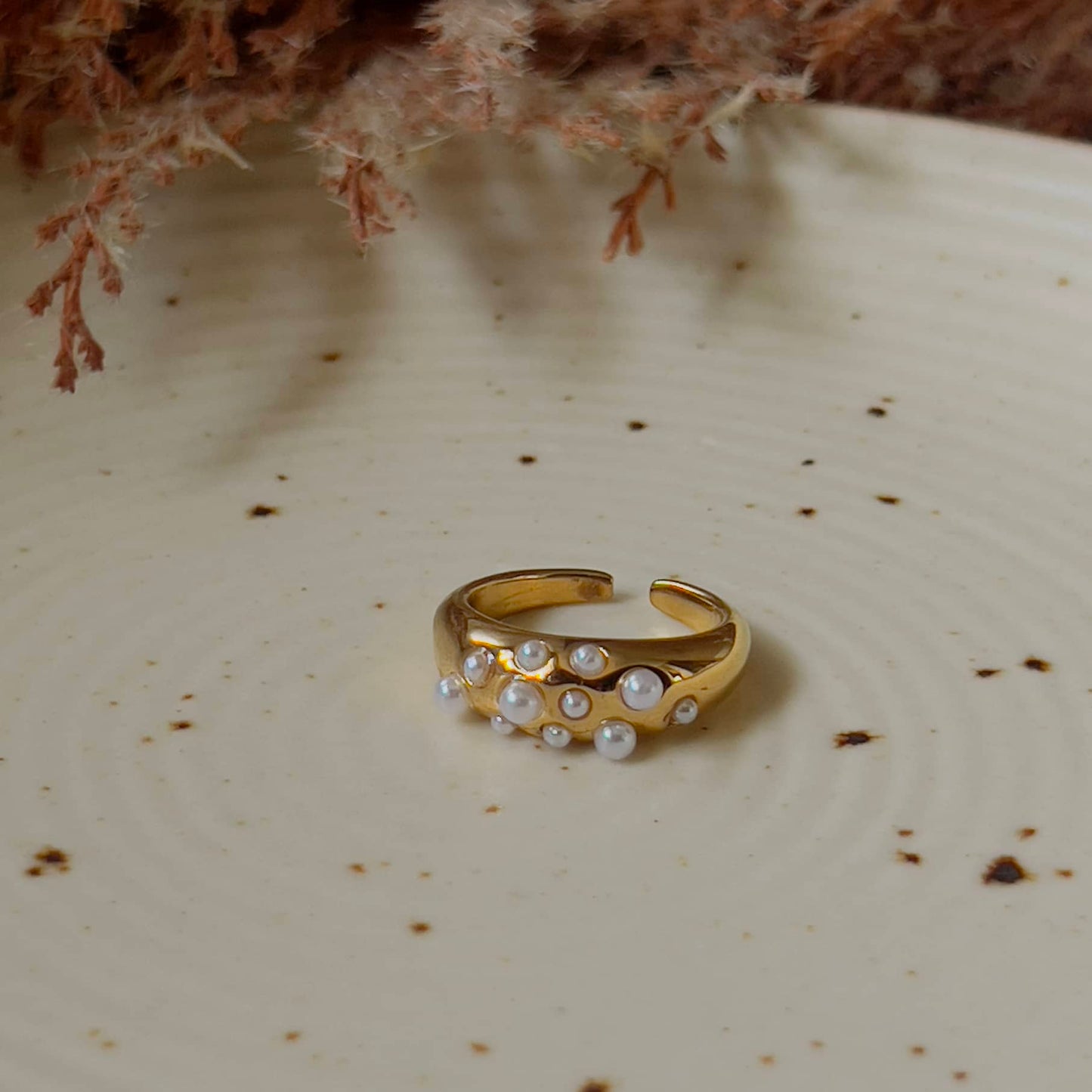 Pearl ring