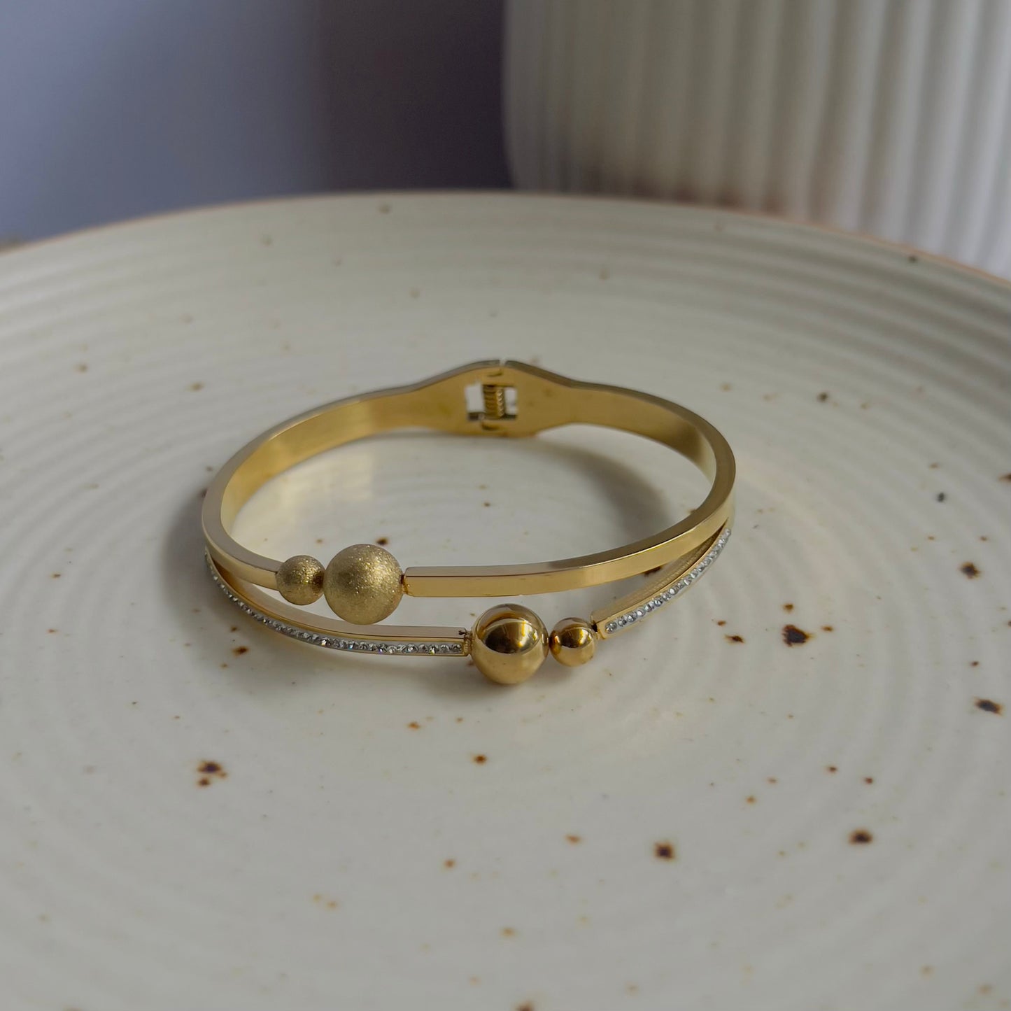 Statement bracelet small size