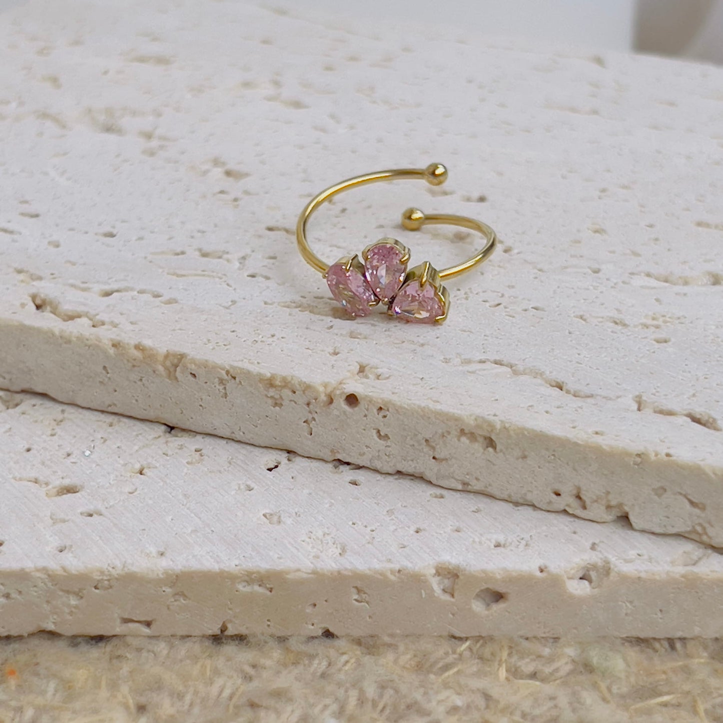 Flower pink crystal ring