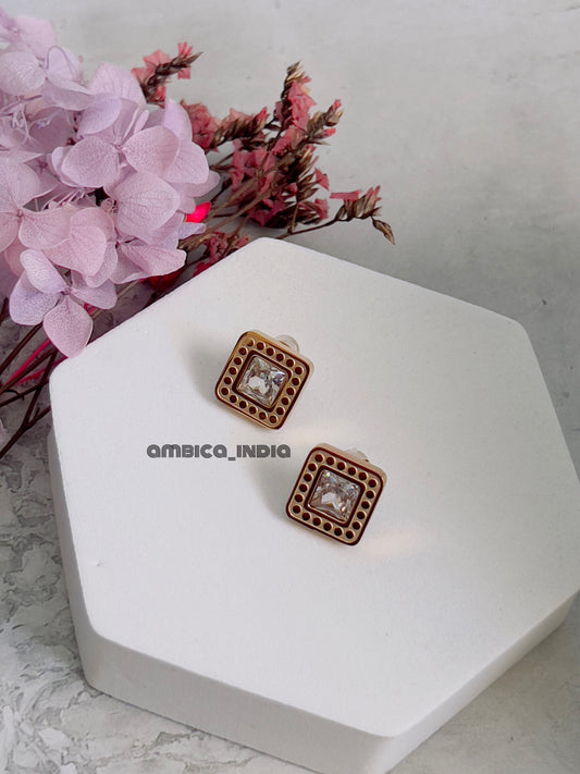 Square Crystal stud