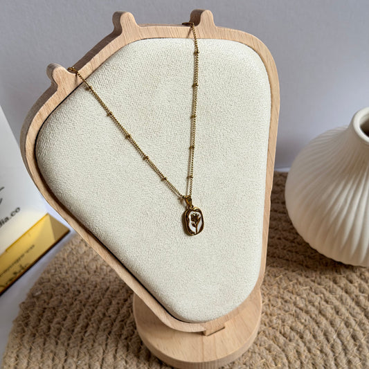 Rose necklace