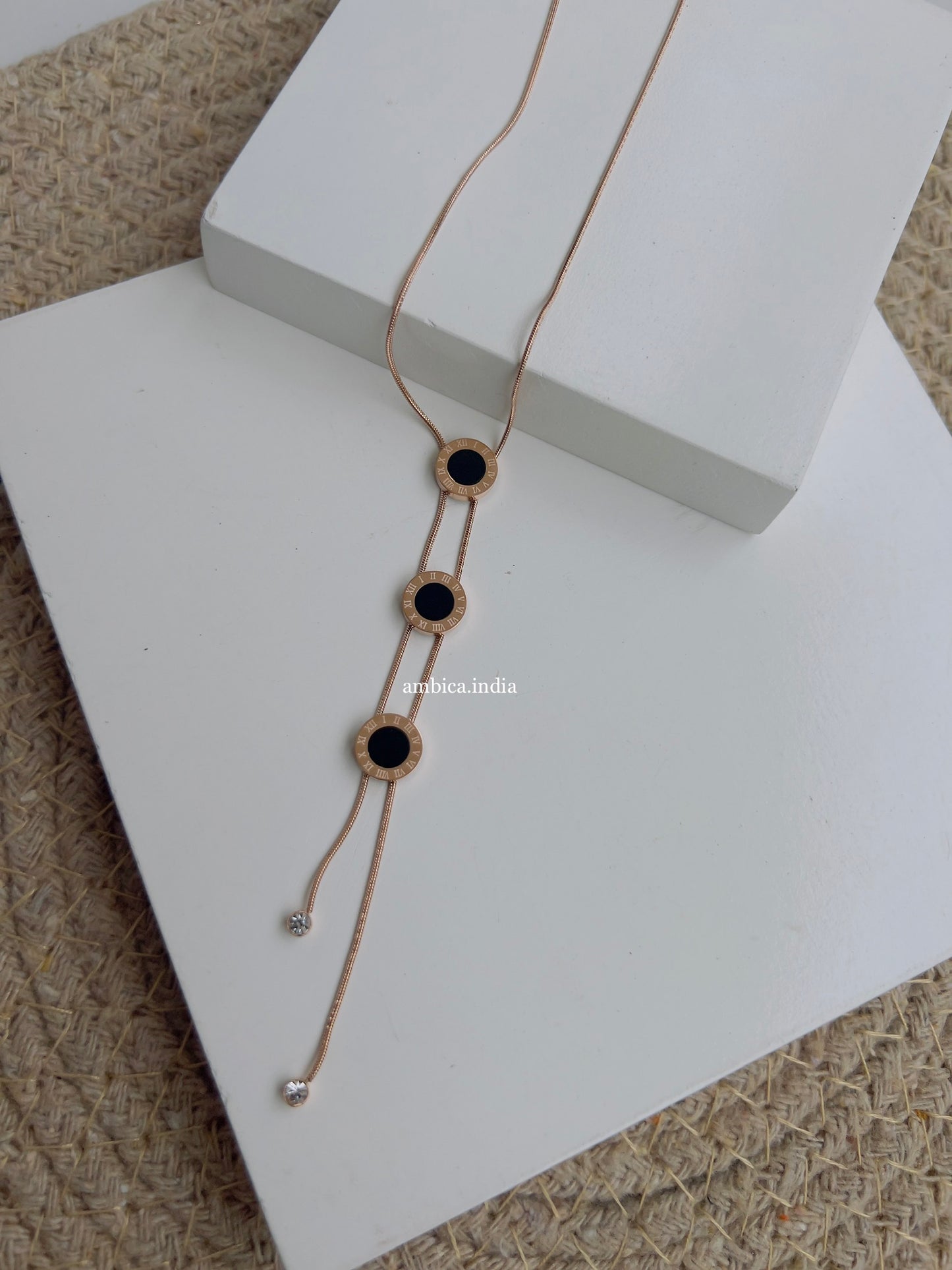 Roman black hanging necklace