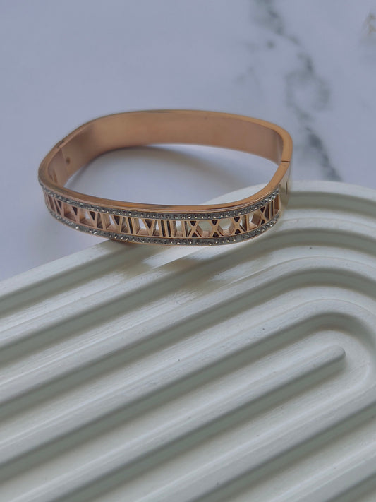 Square Roman bracelet