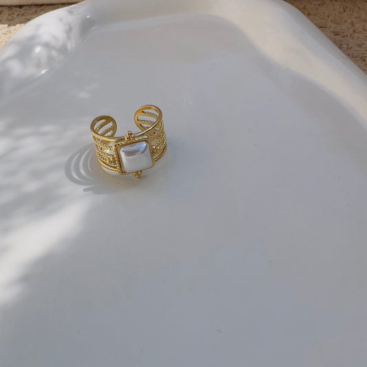 Square pearl ring
