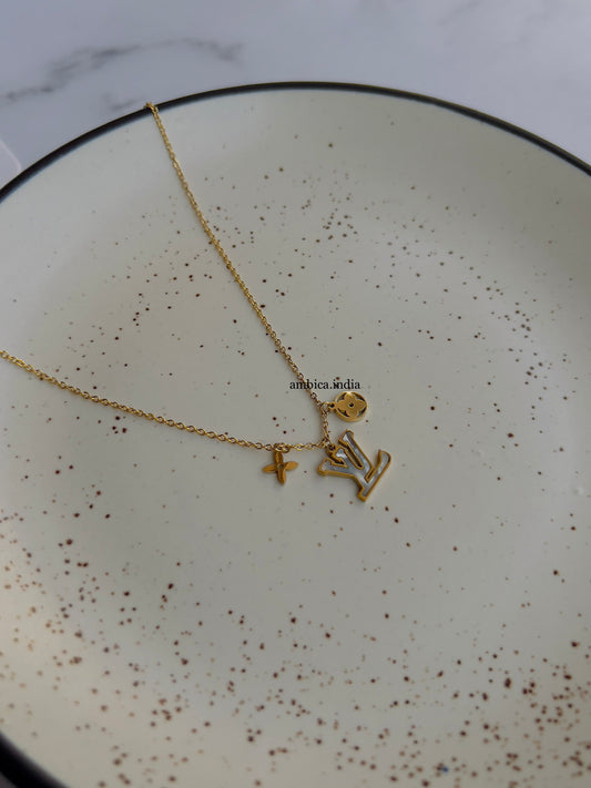 Lv clover necklace