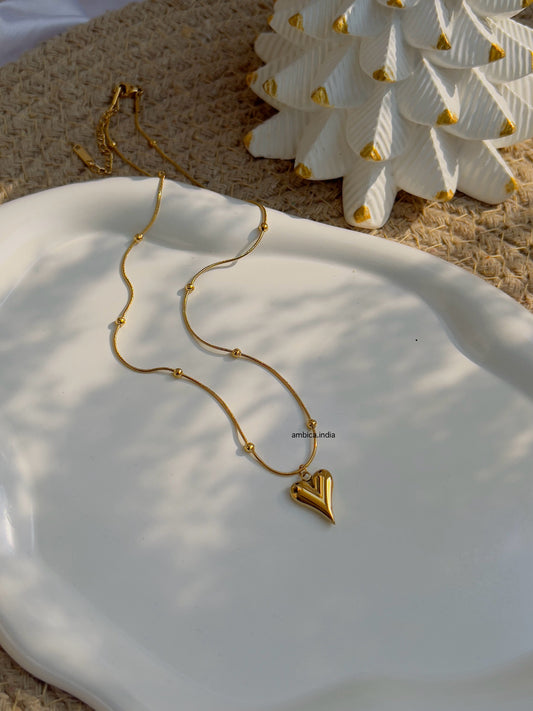 Heart necklace 18k gold plated