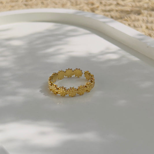 Flower  band ring