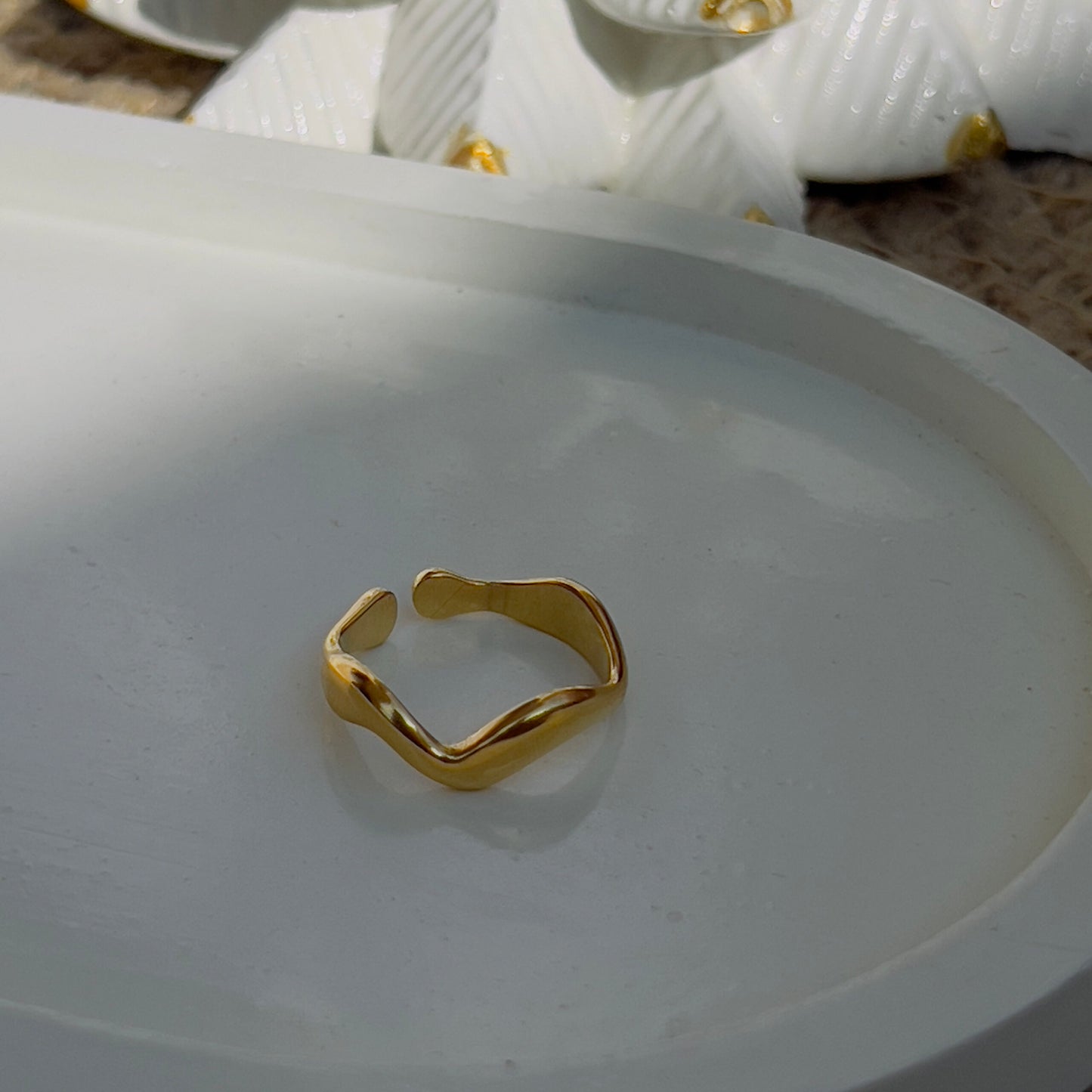 Wave ring
