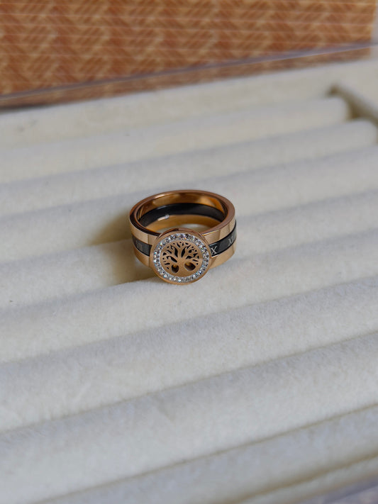 Tree with roman ring