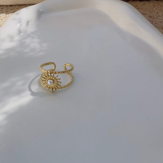 Sun Pearl ring