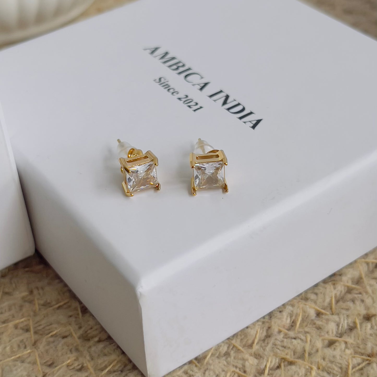 Square earrings