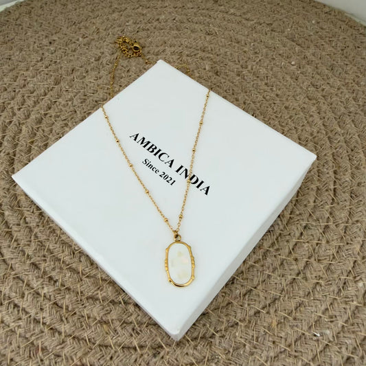 Oval necklace