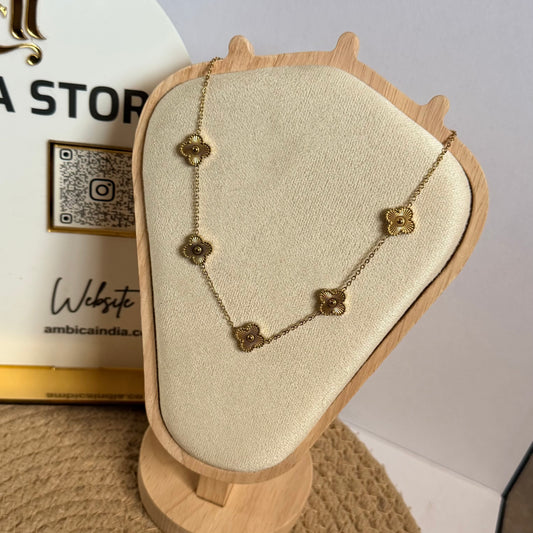 Clover gold plated necklace
