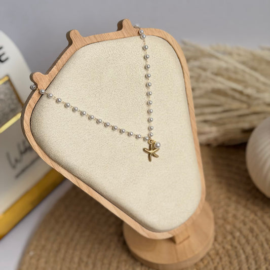 Pear with starfish necklace