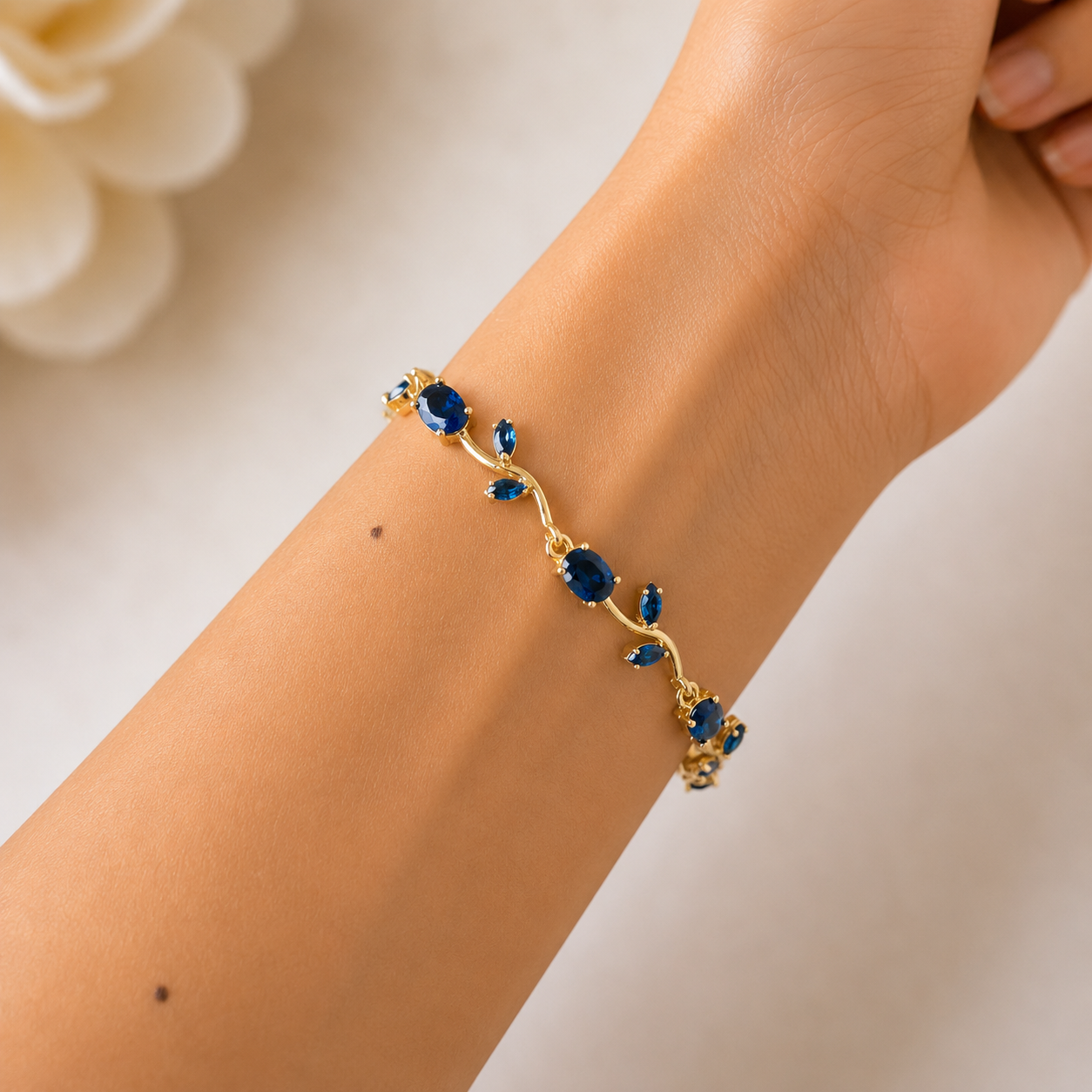 Navy blue tulip bracelet