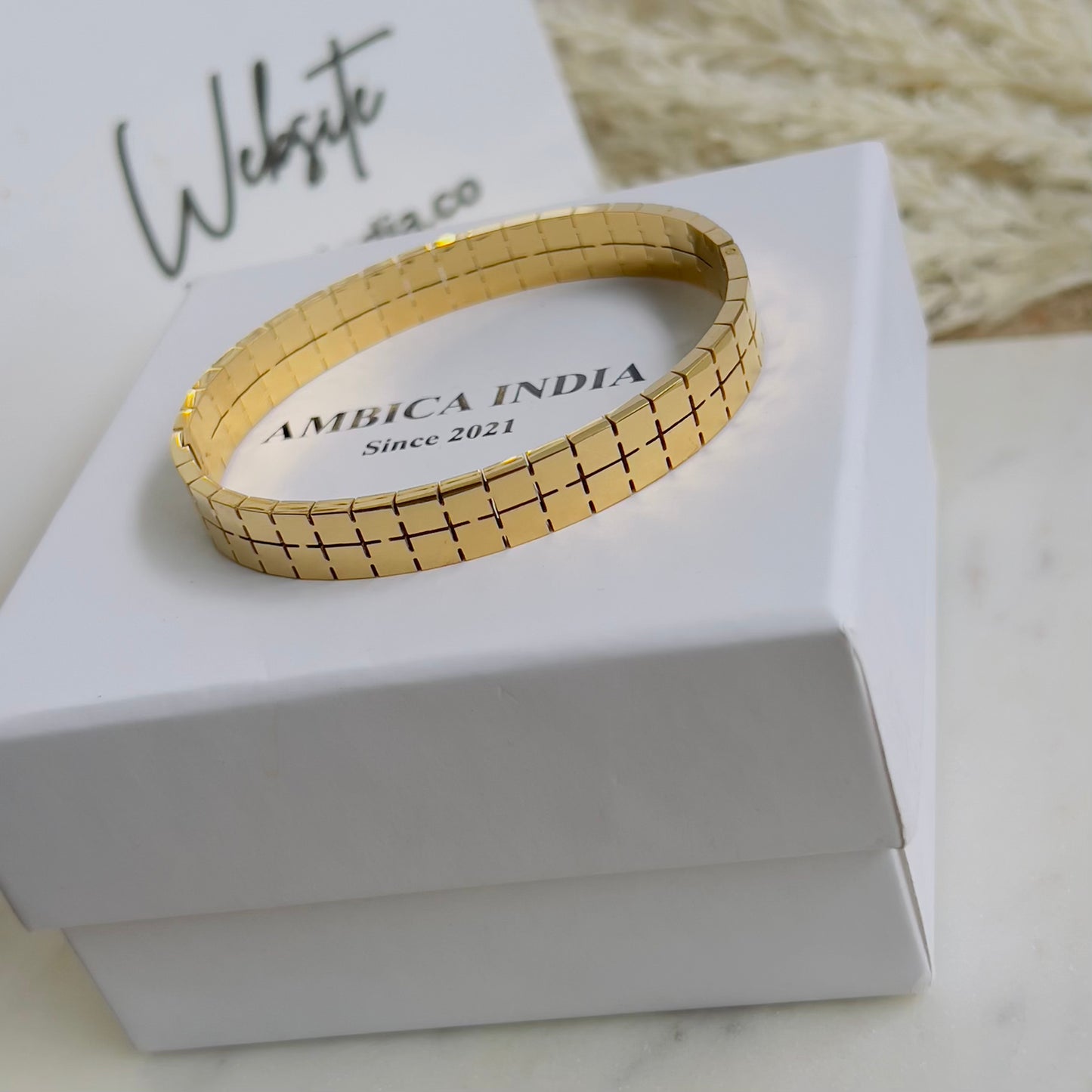 Statement bracelet