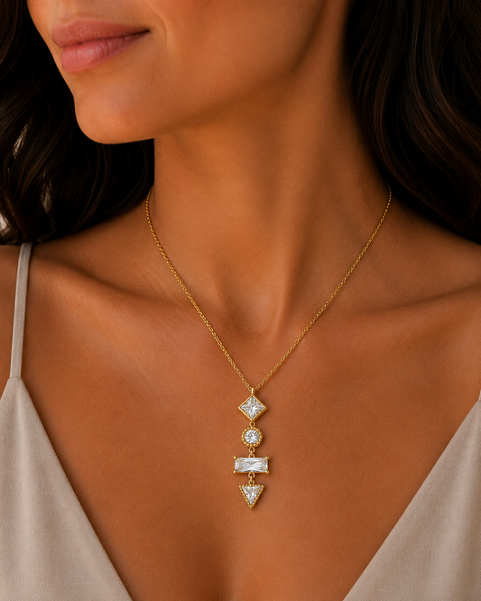 Stella Shape Necklace