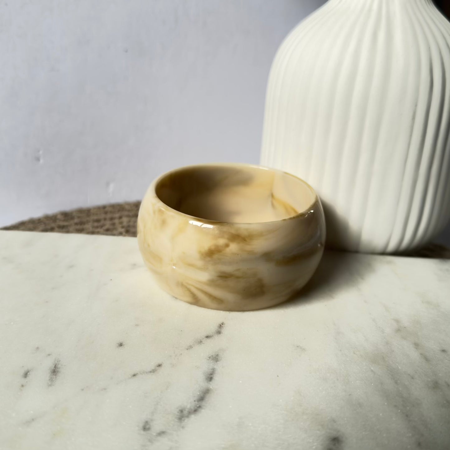 Biege luxe chunky bangle