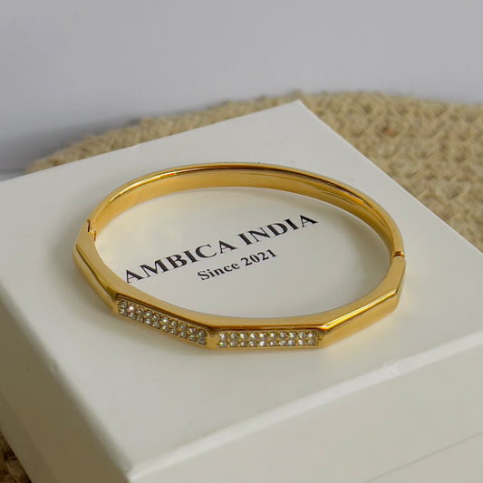 Classic bracelet