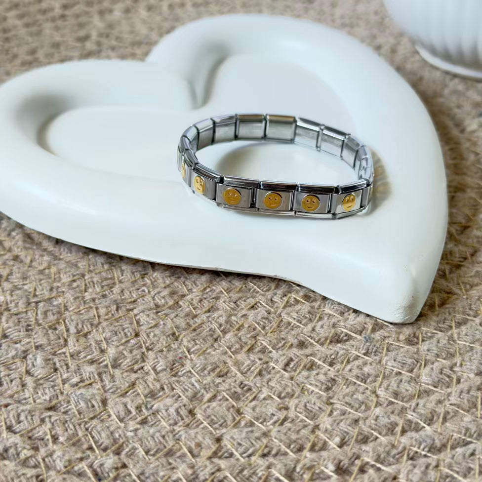 Smiley charm bracelet