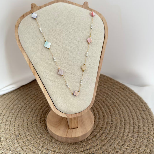 Clover necklace