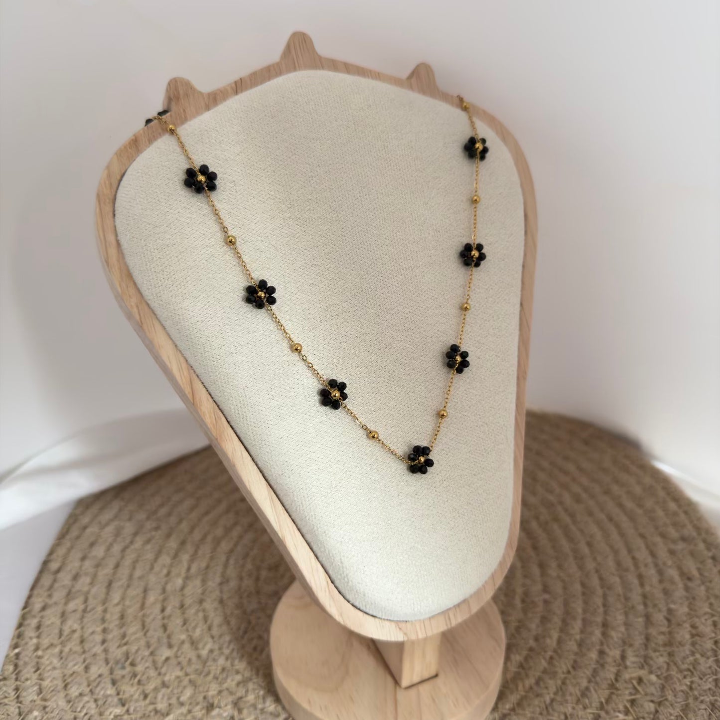 Black flower necklace
