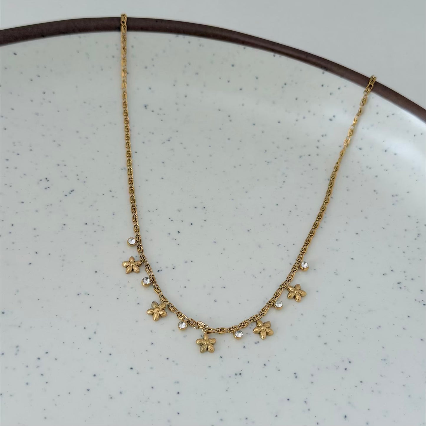 Flower necklace
