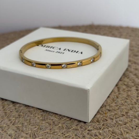 White crystal bracelet