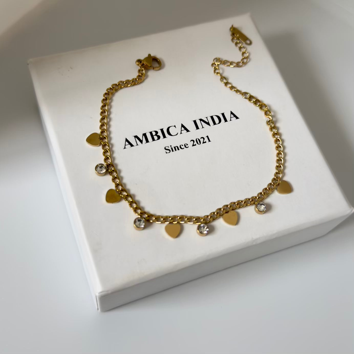 Heart with white crystal bracelet