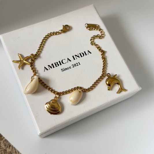 Sea shell charm bracelet