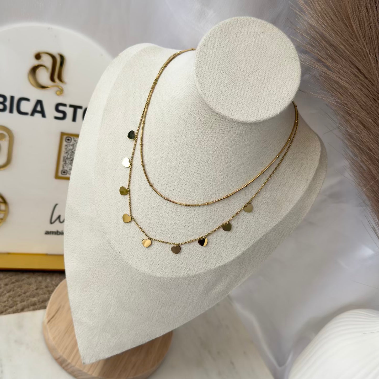 Heart layer necklace