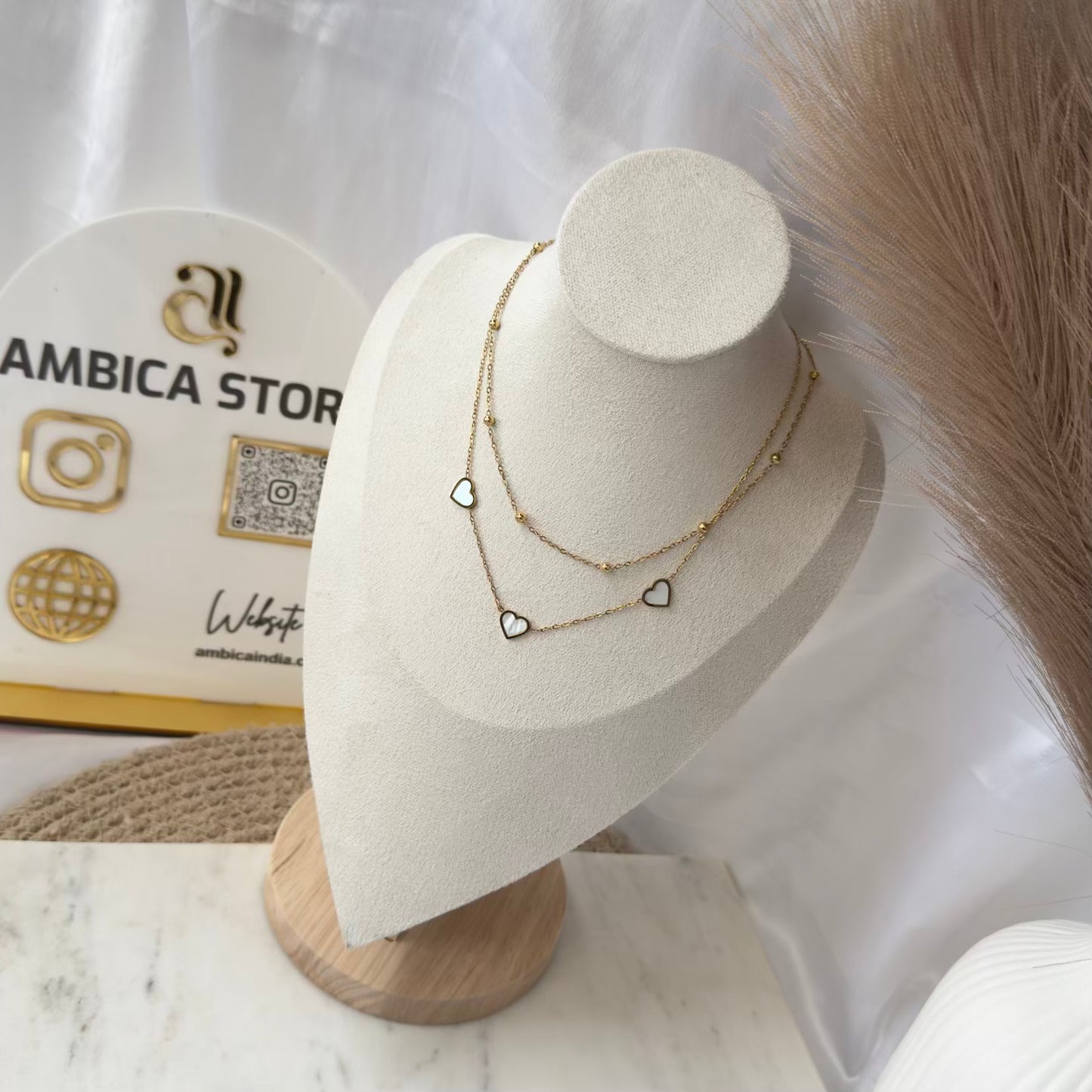 Heart layer necklace