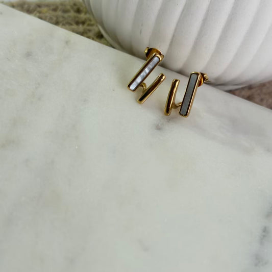 Mother pearl earrings