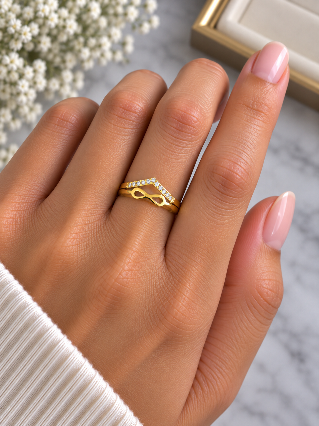 Infinity V ring