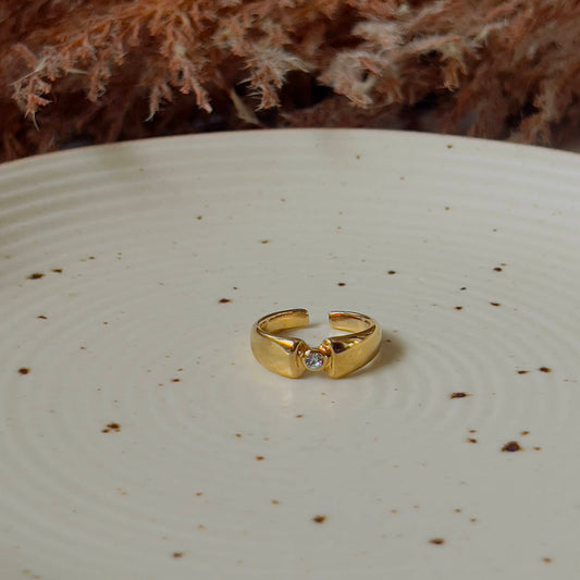 Crystal ring