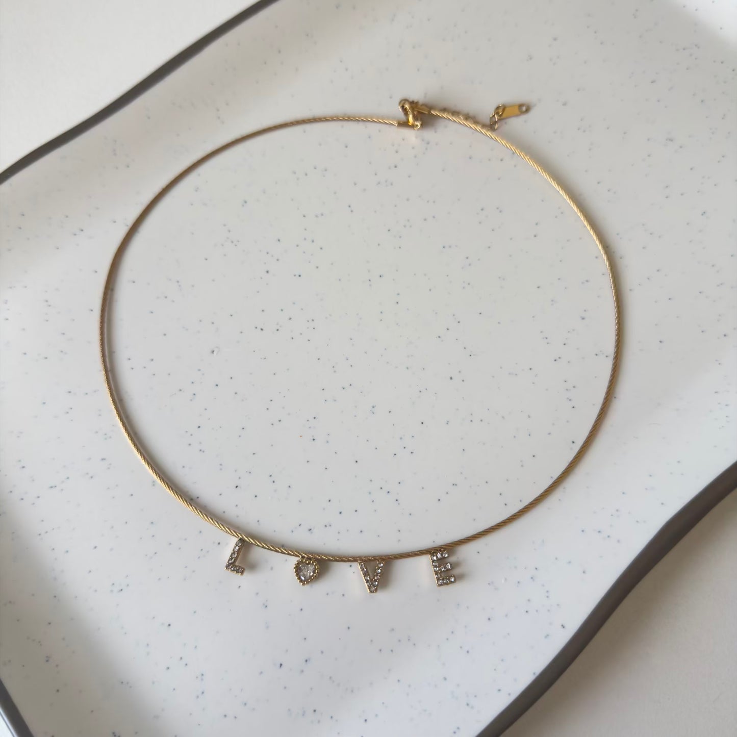 Love choker