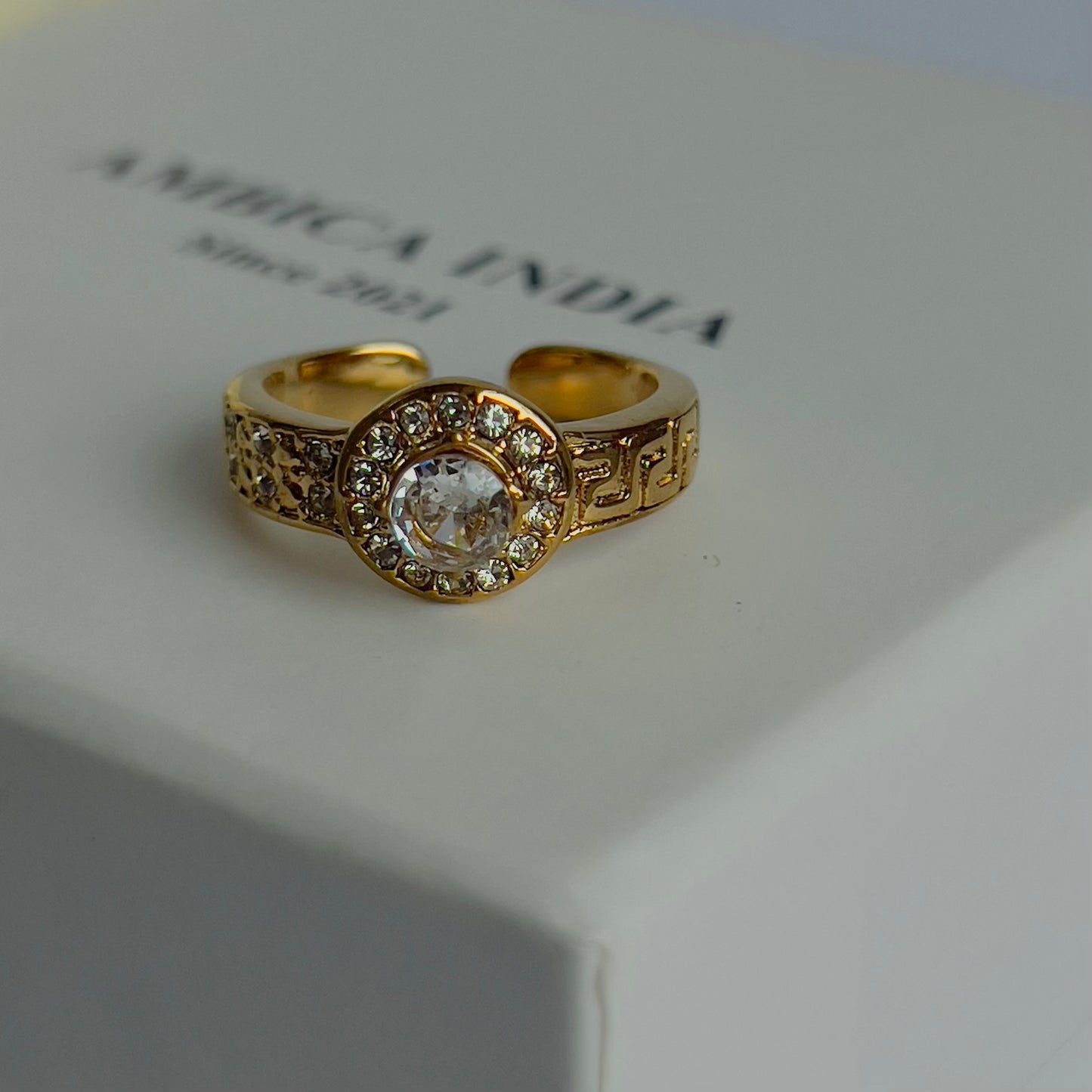 Vintage ring size-8