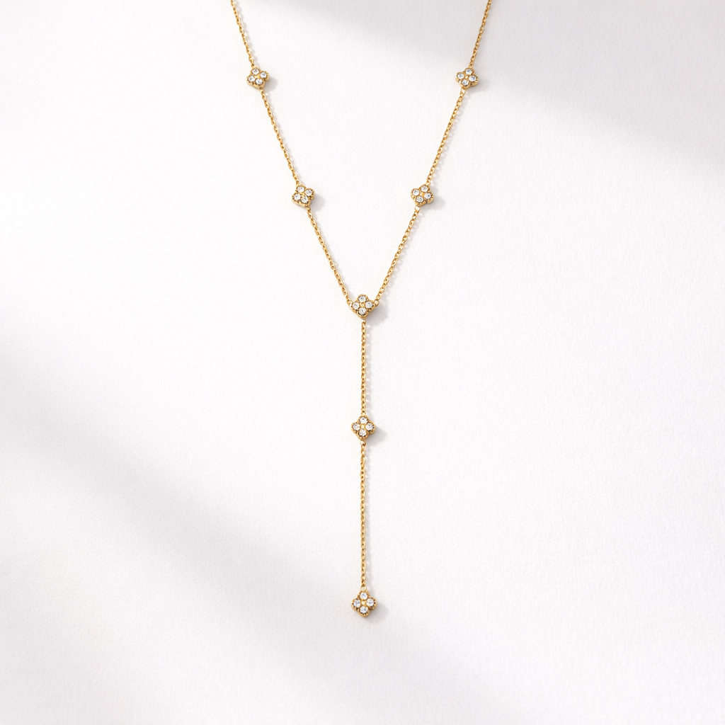 Clover necklace