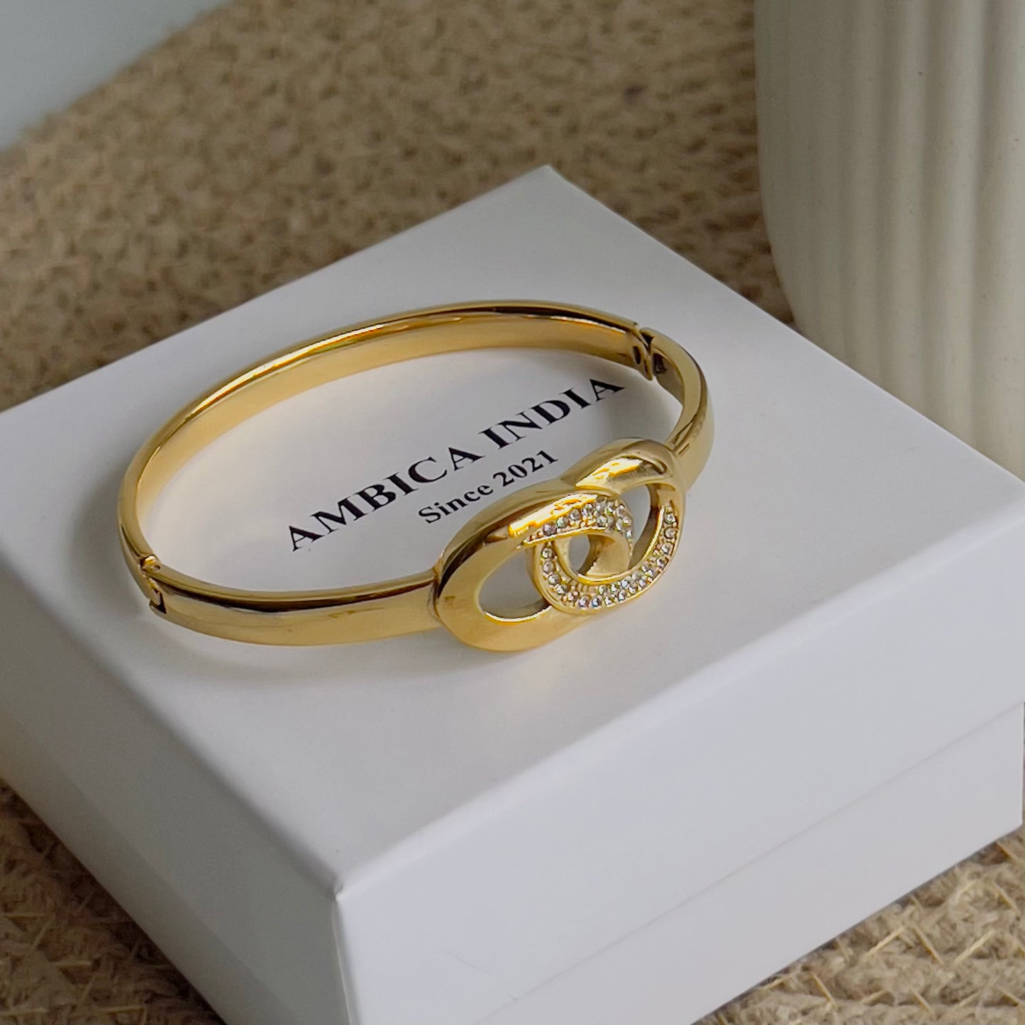 Link bracelet