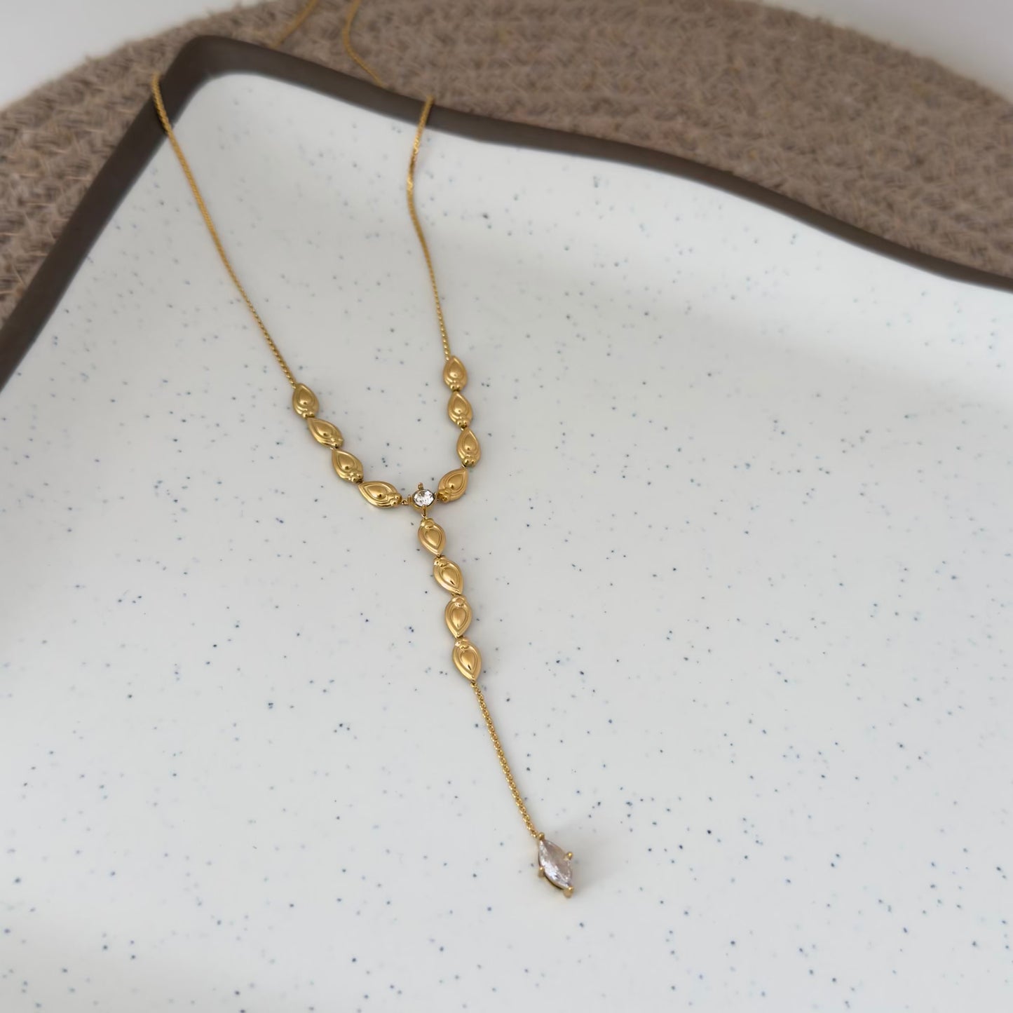 Leaf Elegance Necklace