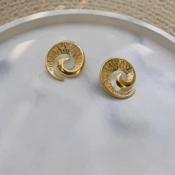 Spiral earrings